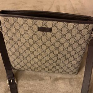 Gucci Shoulder Bag